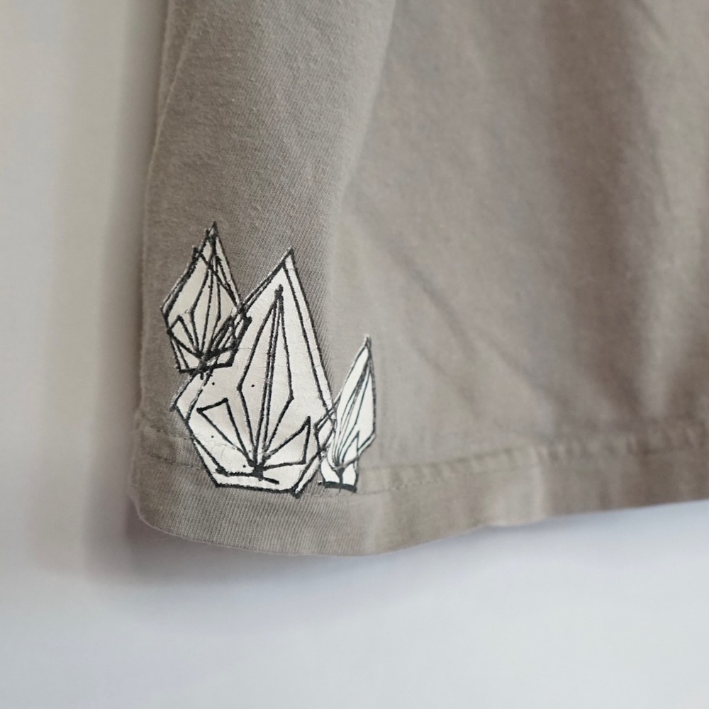 Volcom T-Shirt - Picture 5 of 6